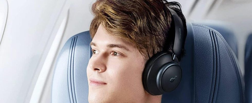 Noise cancelling headphones from a top brand are currently incredibly cheap