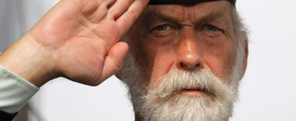 Prince Michael of Kent to visit Chatham as reserve regiment