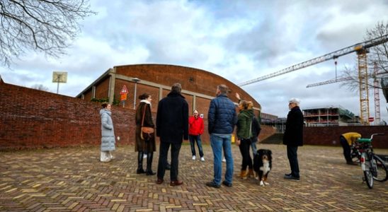 Residential tower of 37 meters high in Utrechtse Dichterswijk one