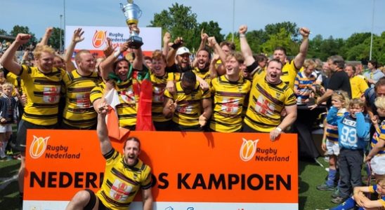 Rugby players Eemland national champion for the first time Triumph