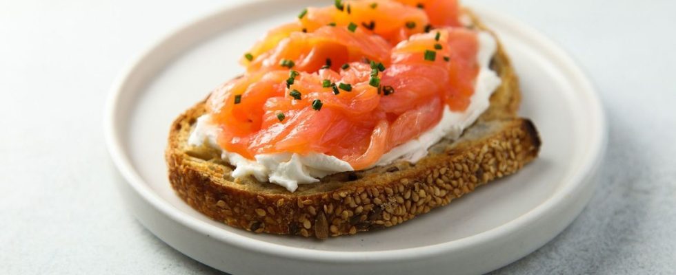 Smoked salmon recalled throughout France