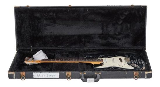 The guitar smashed by Kurt Cobain has been sold for