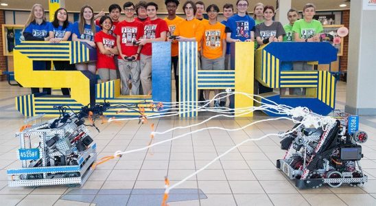 These students love robotics so much they helped create a