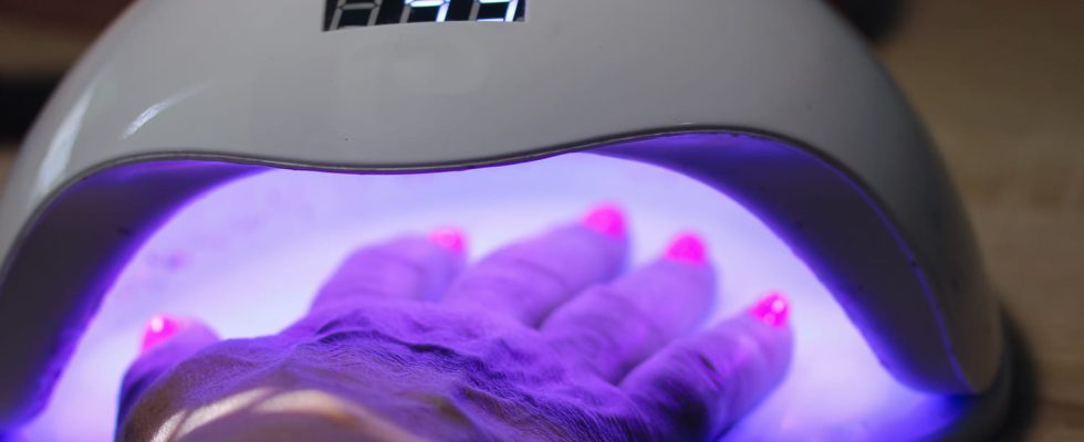 UV nail lamps linked to a risk of skin cancer