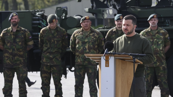 Ukrainian President Zelensky visits Soesterberg military base