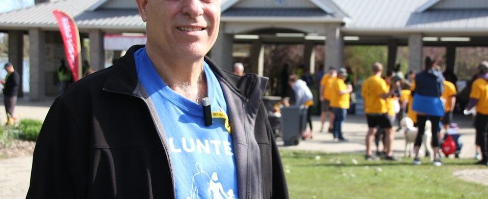 Victims of workplace tragedy remembered at Sarnia walk