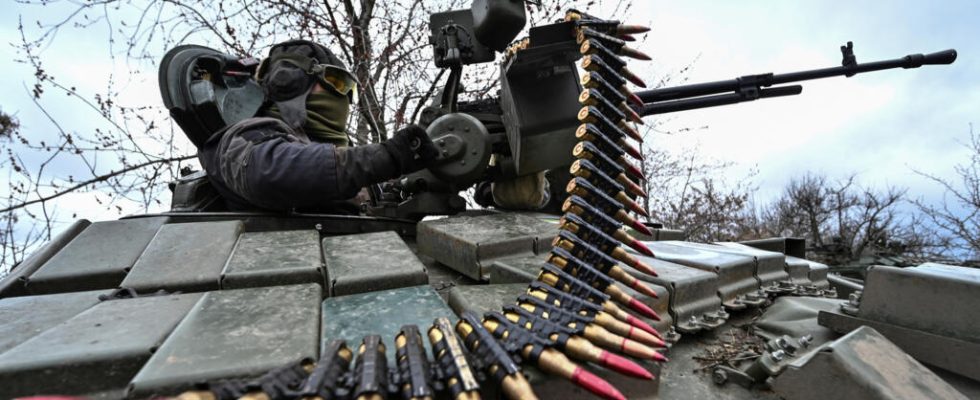 in Zaporizhia with the soldiers of the front while waiting