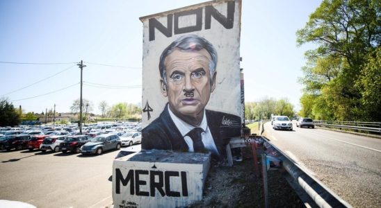 investigation opened after the placarding of posters grimacing Macron as