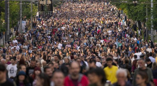 new monster demonstration against the government in Belgrade after mass