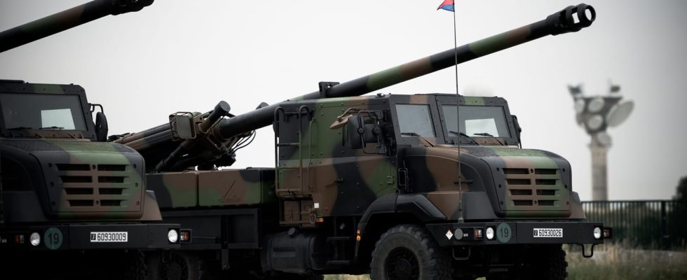 what arms is Paris sending to kyiv