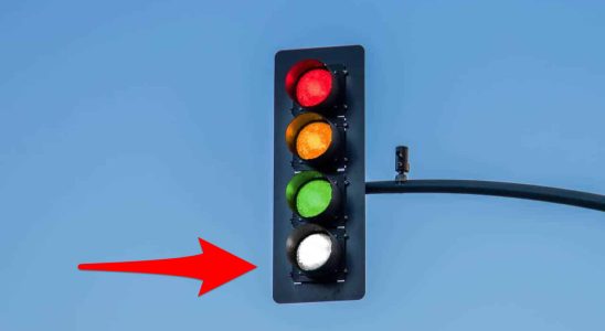 A fourth light on traffic lights why adding a