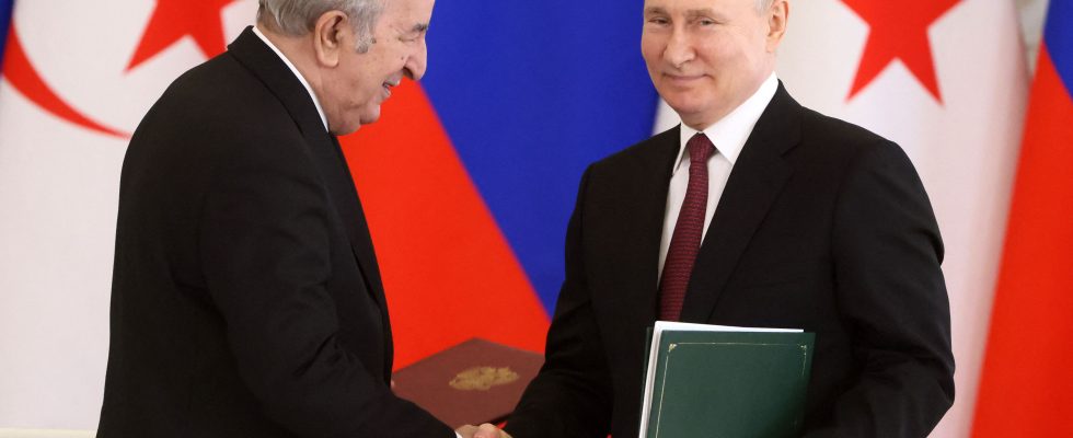 Algeria Putin is described as a friend of humanity France