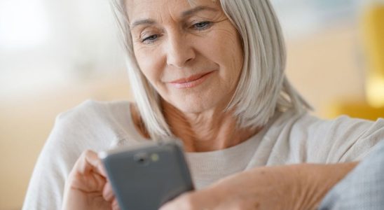 Alzheimers a cell phone test could help diagnose the disease