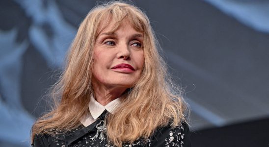 Arielle Dombasle obsessive she reveals an unmentionable beauty secret