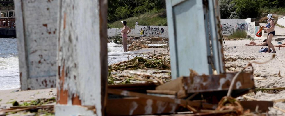 Beaches are closed after the dam collapse