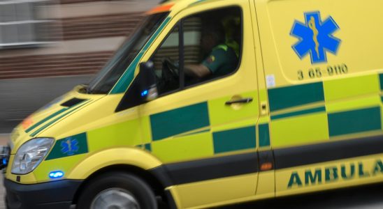 Child fell from window taken to hospital