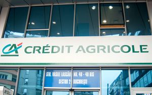 Credit Agricole Italia placed a 1 billion euro covered bond