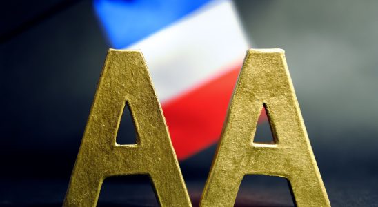 Debt Standard Poors maintains Frances rating at AA