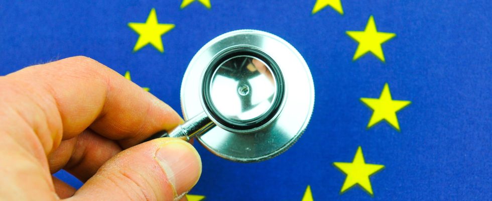 European health insurance card application renewal