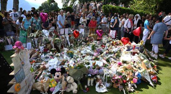 France Annecy pays tribute to the victims and heroes of