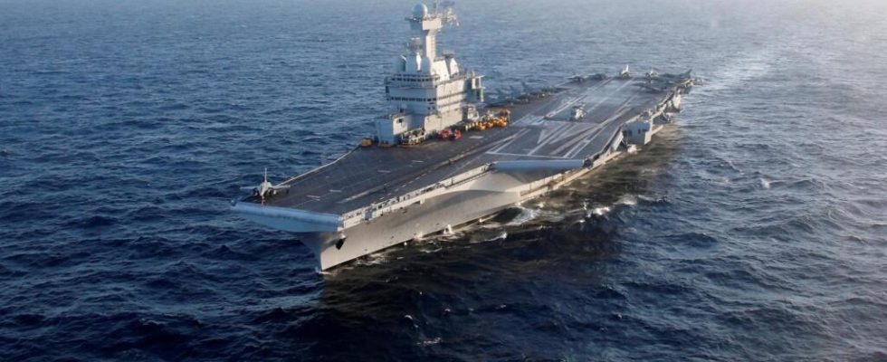 France towards two new aircraft carriers to replace the Charles