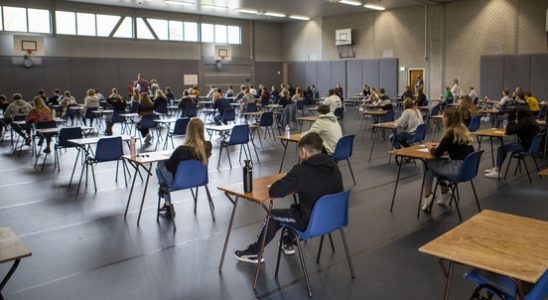 Fraud at VeenLanden College in De Ronde Venen teacher improves