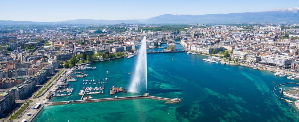 Geneva water jet