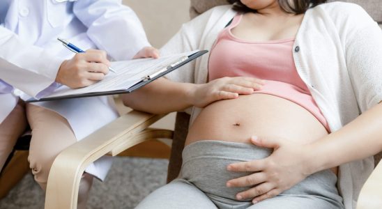 How are pregnancy medical expenses reimbursed