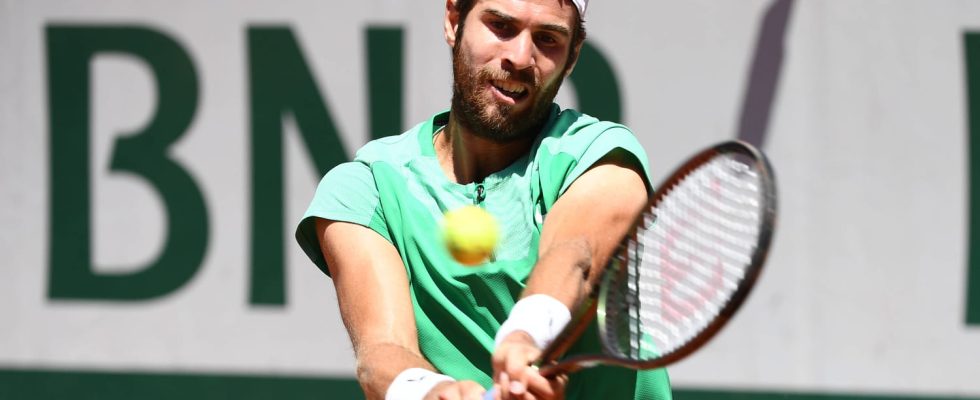 Karen Khachanov who is the Russian opponent of Djokovic