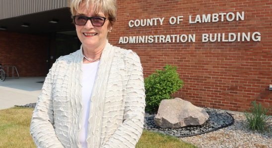 Lambton politicians back effort to boost physician numbers