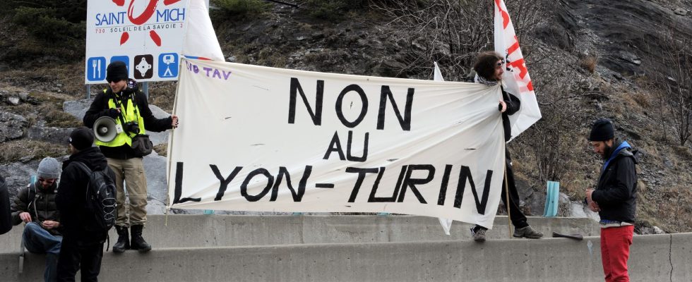 Lyon Turin line On this project the disinformation of the far