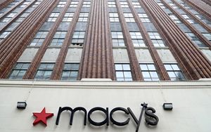 Macys cuts annual guidance on demand slowdown