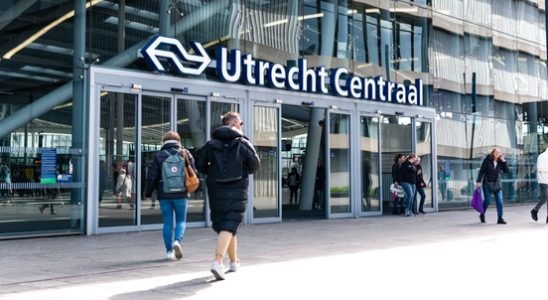 Men flee after abuse at Utrecht Central police pick them