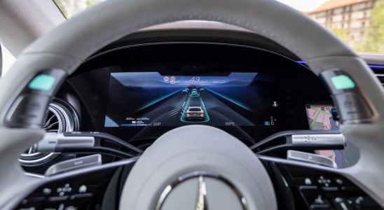 Mercedes Approved For Autonomous Driving