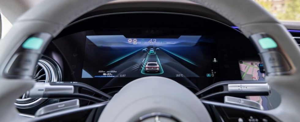 Mercedes Approved For Autonomous Driving