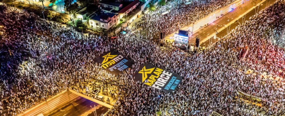 New protests in Israel on Saturday evening against the reform