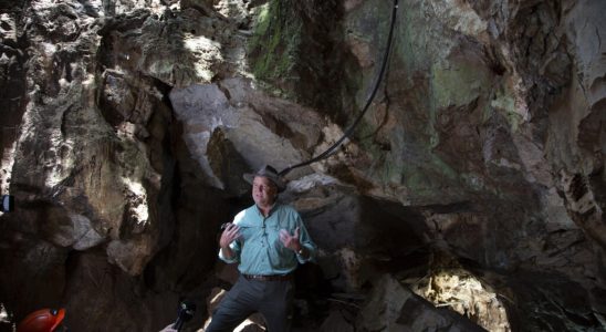 Oldest prehistoric tombs discovered in South Africa