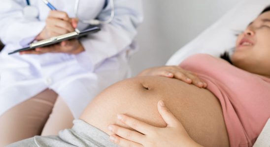 Placenta previa covering accreta What are the risks for pregnancy