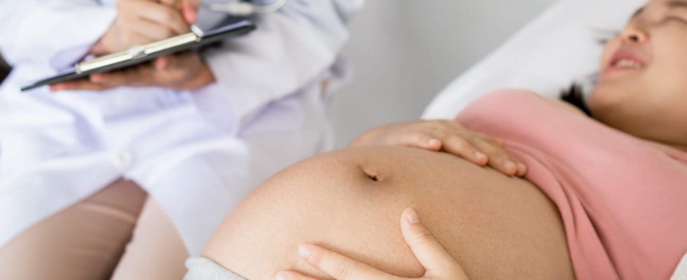 Placenta previa covering accreta What are the risks for pregnancy