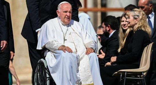 Pope Francis hospitalized for surgery