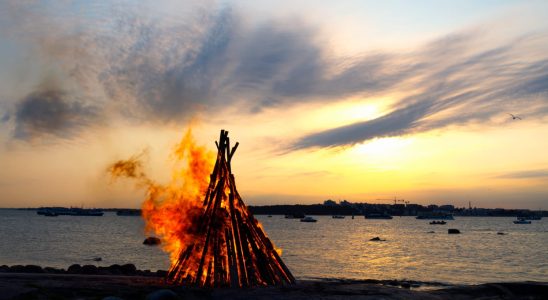 Saint Jean 2023 date fire tradition history