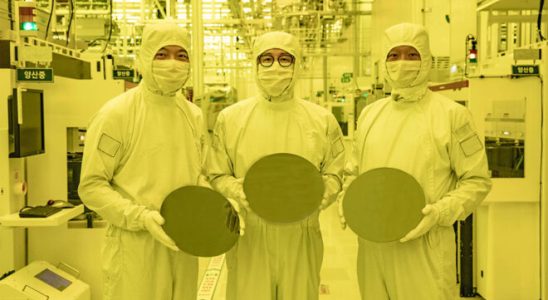 Samsung has given dates for 2 nm and 14 nm