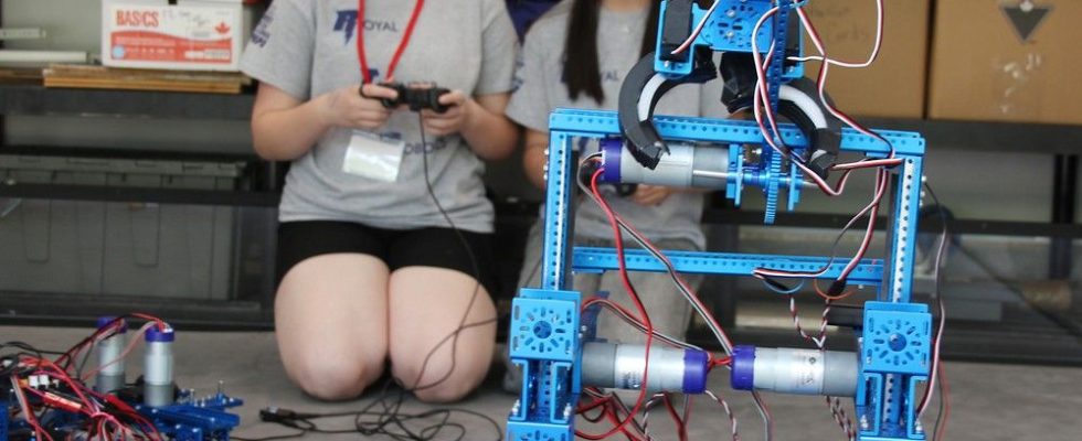 Sarnia robotics group looking for members sponsors