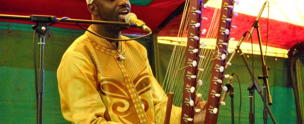 Seckou Keita releases African Rhapsodies fusion between African and Western