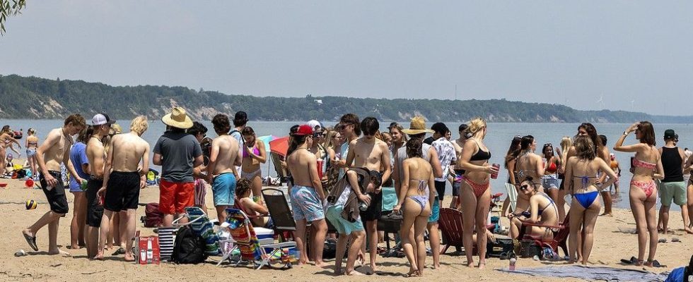 Students enjoy Beach Day in Port Dover Turkey Point