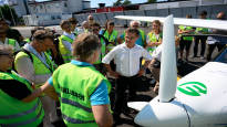 Swedish Prime Minister Ulf Kristersson on board an electric plane