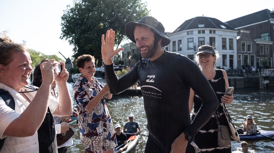 Terminally ill Jasper 39 raises 33000 euros with paddle marathon