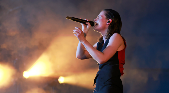 The intense inner journey of Christine and the Queens with