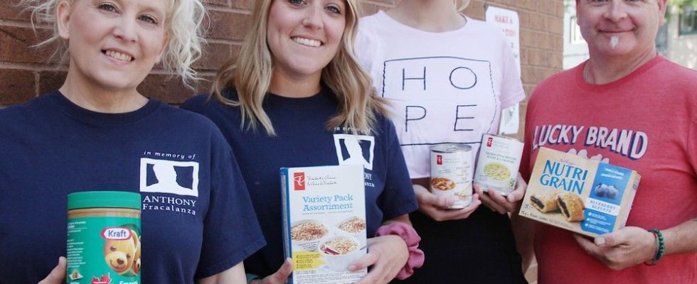 Theater Sarnia holds memorial food bank donation drive