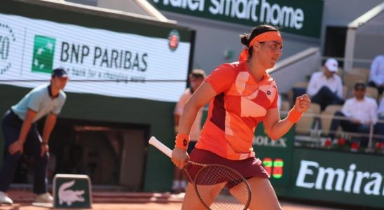 Tunisian Ons Jabeur eliminates Oceane Dodin the last Frenchwoman in